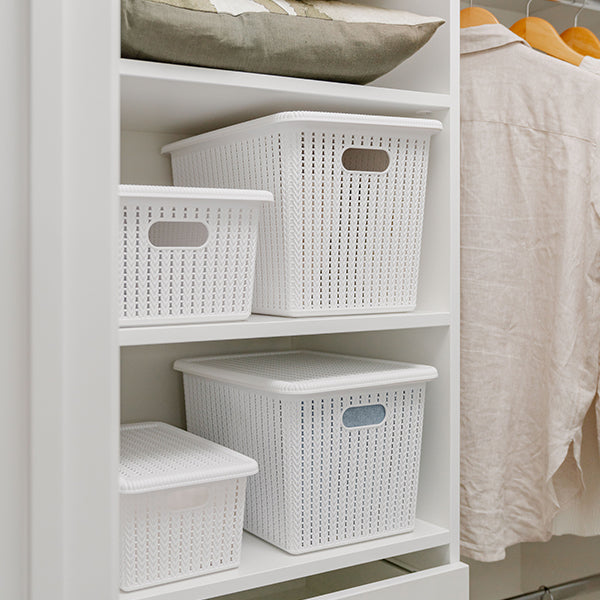 Seymours Lidded White Basket