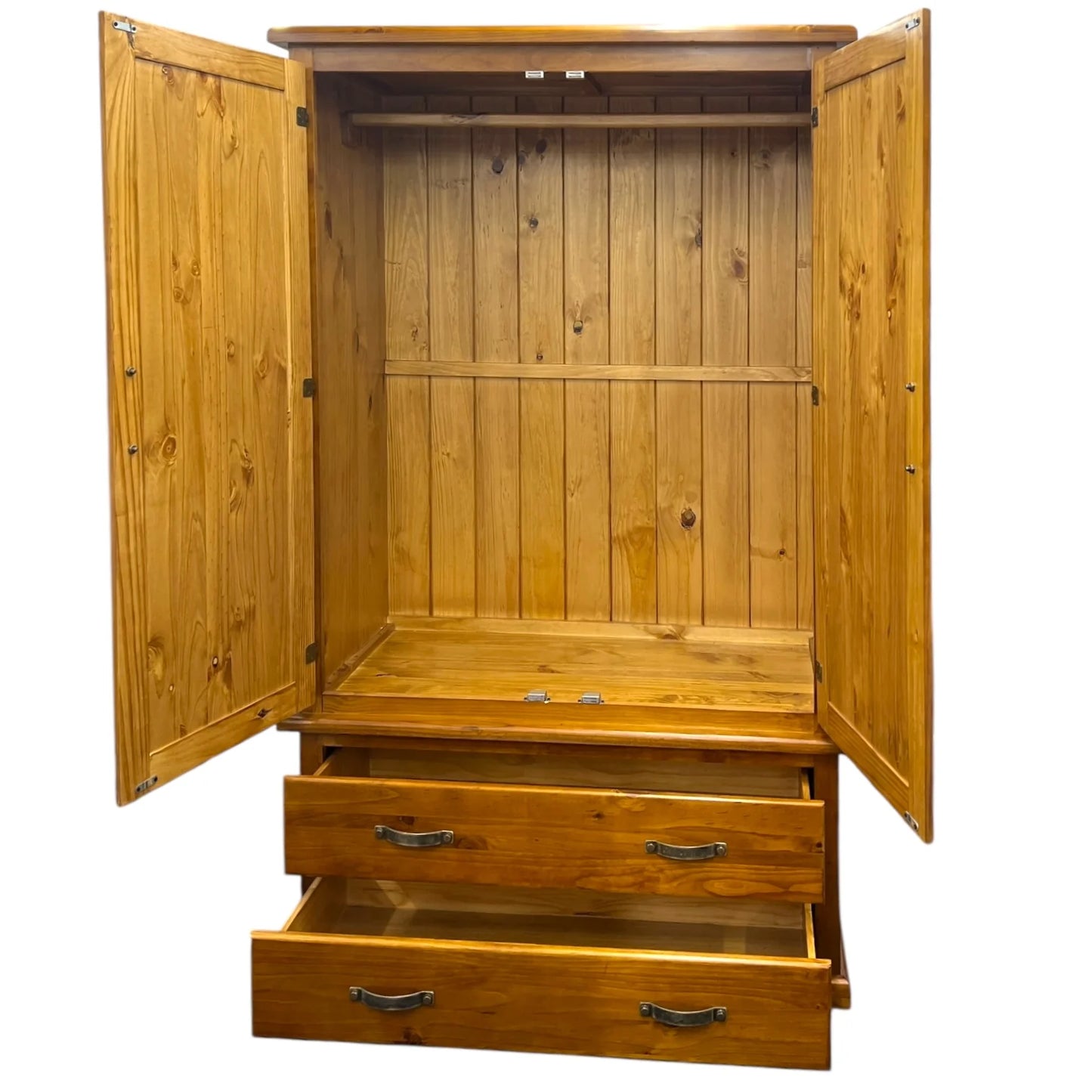 Settler Wardrobe