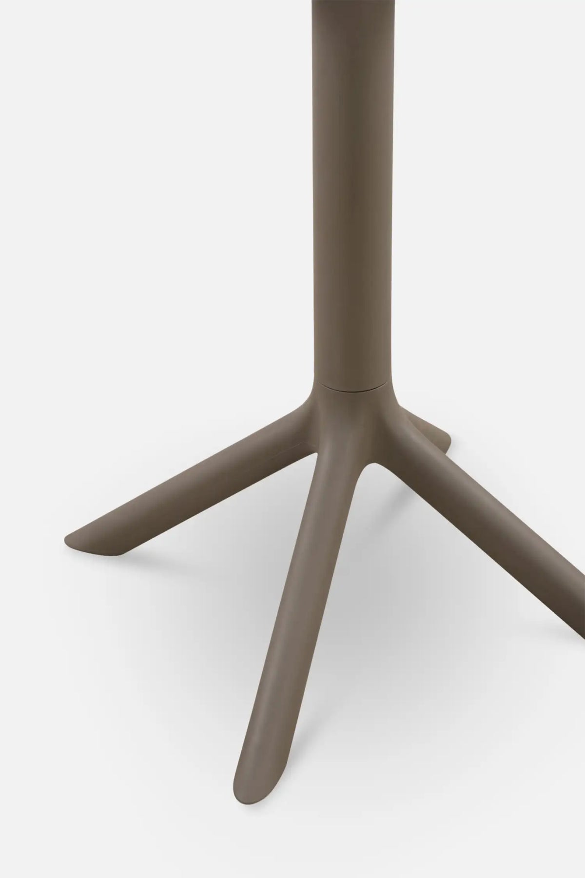 JERVIS Outdoor Dining Table