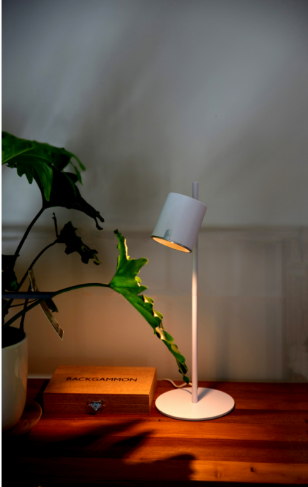 Arlo LED table lamp
